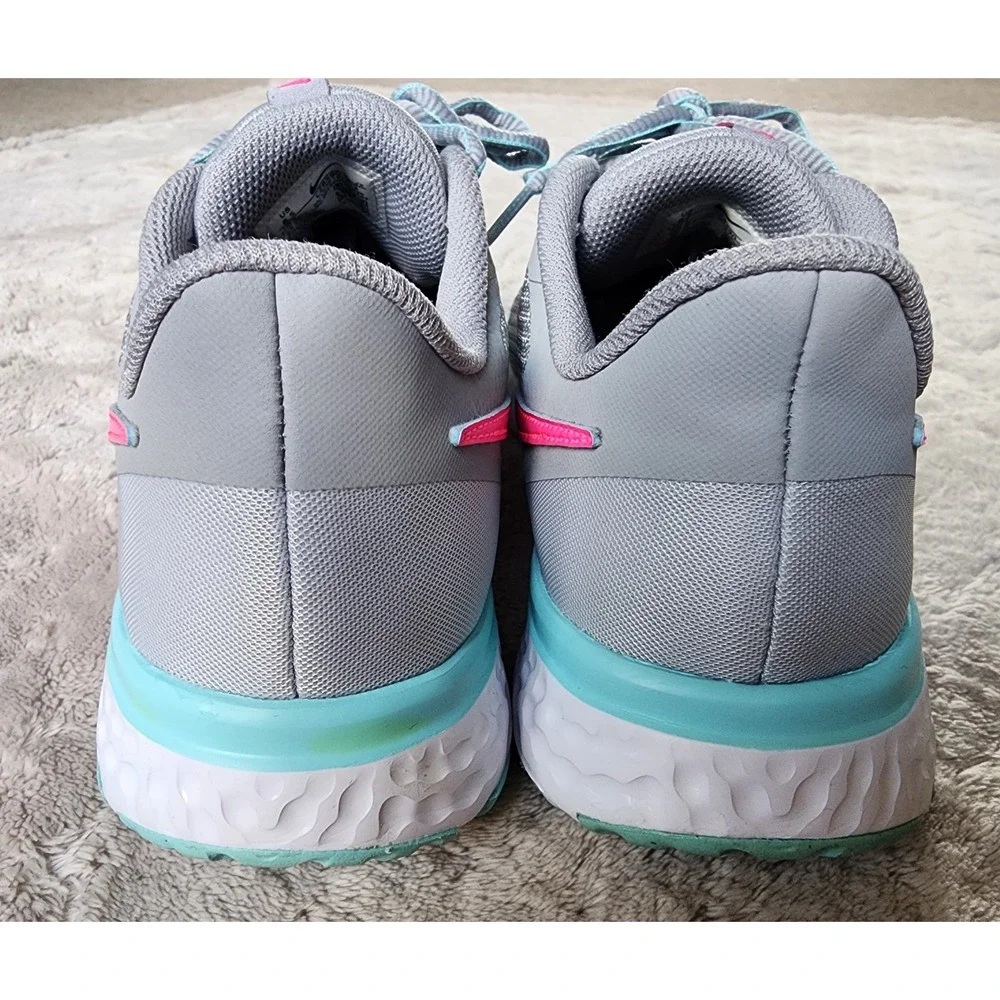 Nike Revolution 5 Womens Running Shoes Grey Pink Aqua Size 8.5